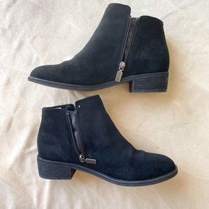 Blondo Liam Waterproof Suede Leather Booties Size 9